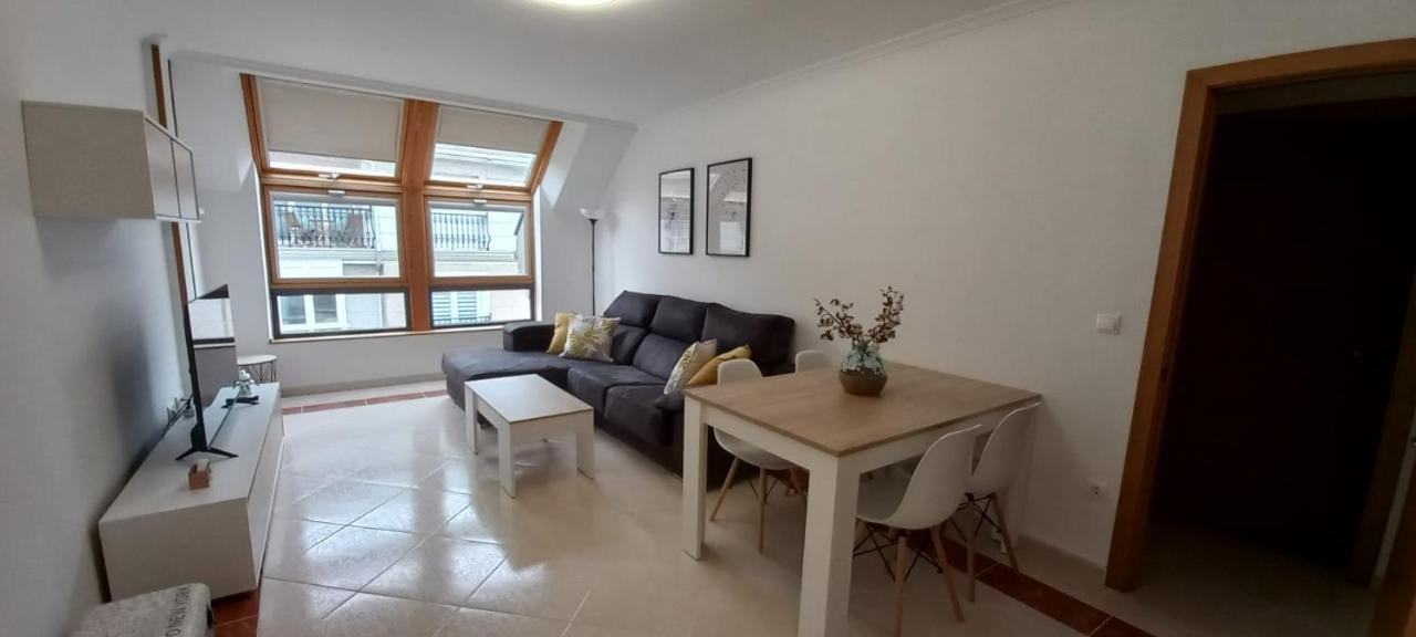 Miramar Apartment Viveiro Bagian luar foto